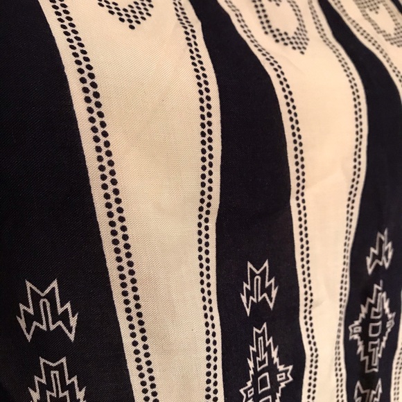 Simi Accessories Corp Beach Top NWT - Picture 2 of 8